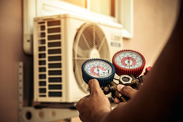 Professional Hvac technician working in Sherman, TX